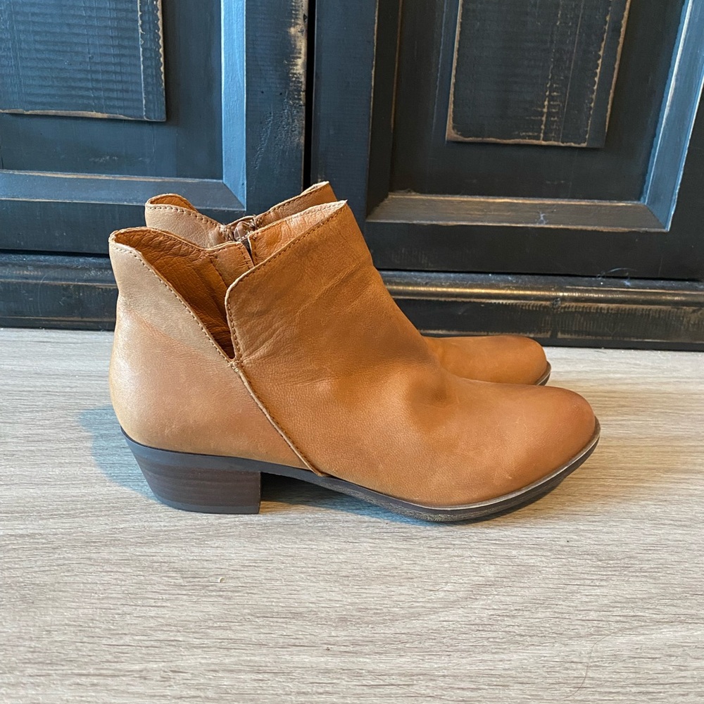Lucky Brand Brown Ankle Booties